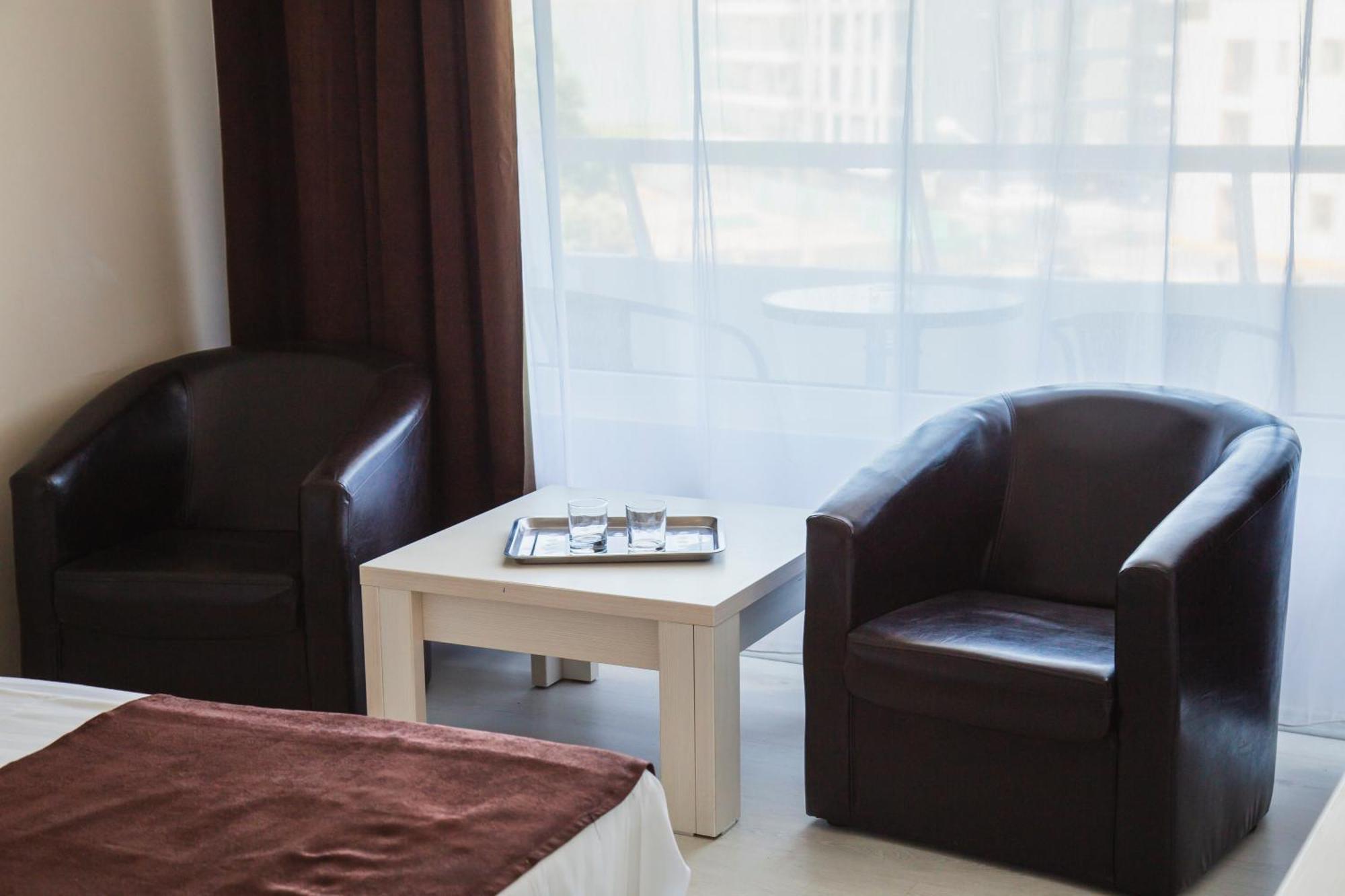 Hotel Ambasador Mamaia Buitenkant foto