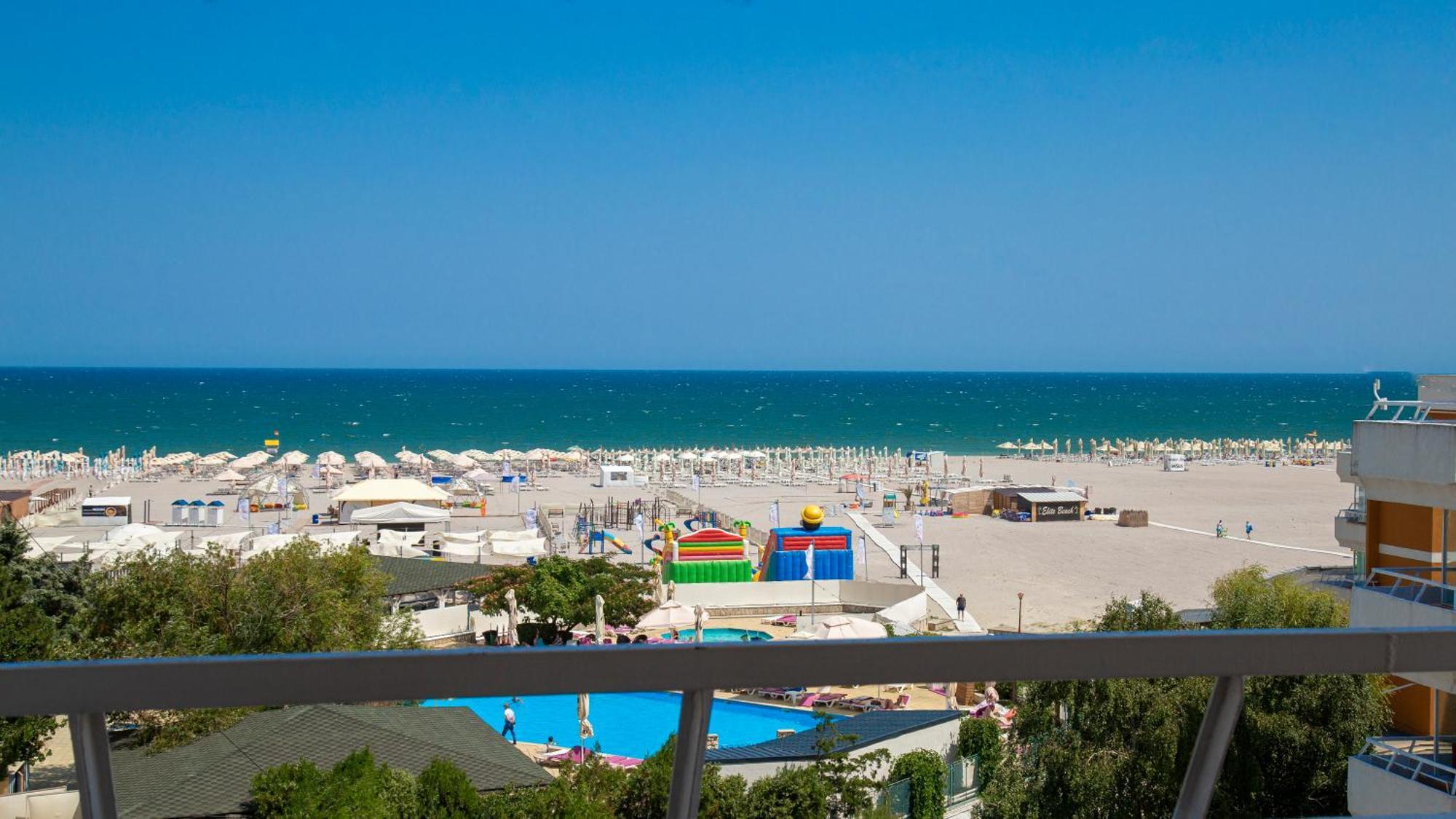Hotel Ambasador Mamaia Buitenkant foto