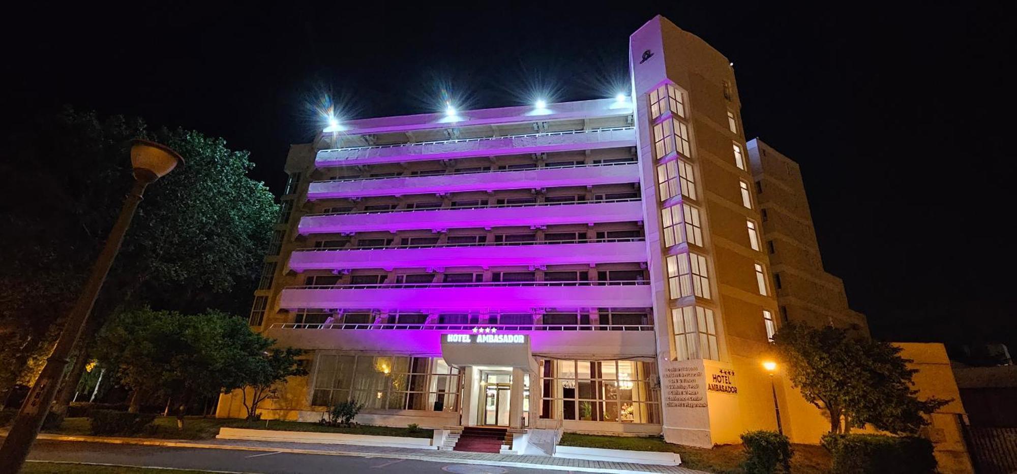 Hotel Ambasador Mamaia Buitenkant foto