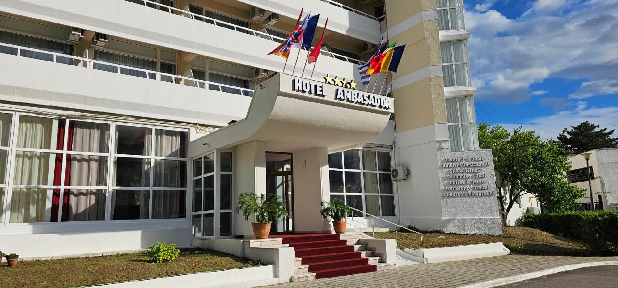 Hotel Ambasador Mamaia Buitenkant foto